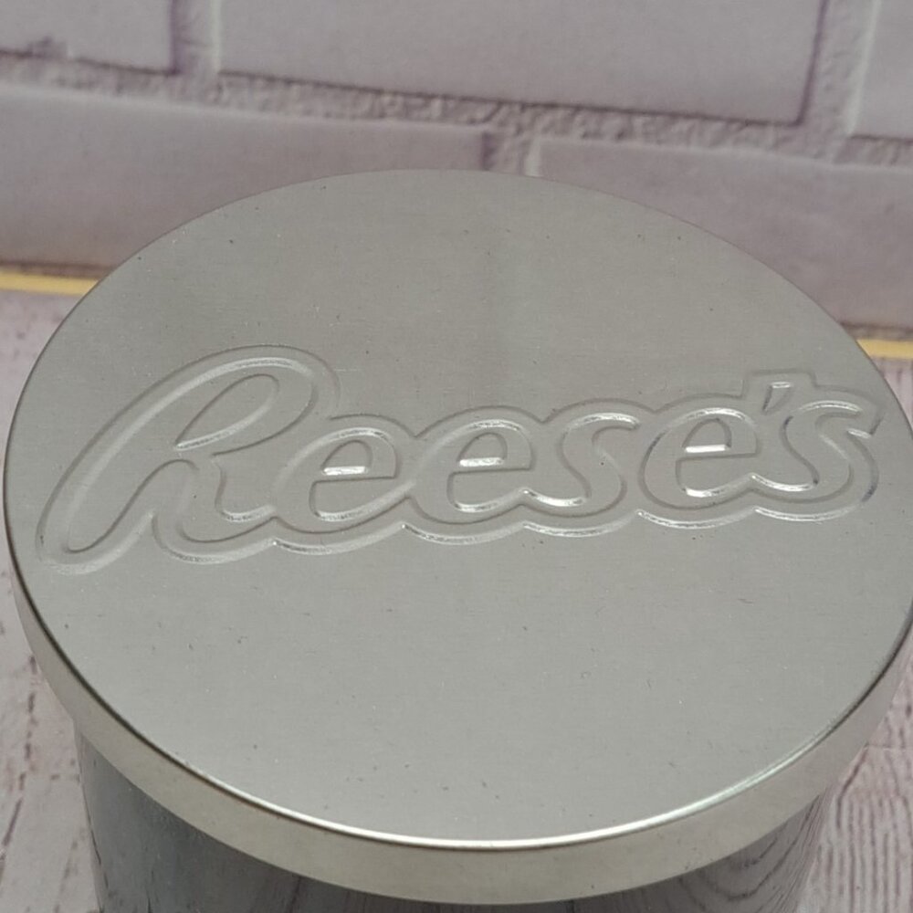 14oz Reese's Scented Triple Wick Candle - Sweet Scented Candle - Picture 2 of 4